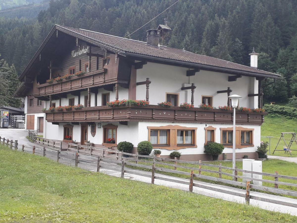 Nieslerhof Vila Mayrhofen Exterior foto